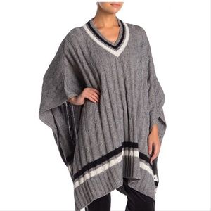 UGG PONCHO NWT
